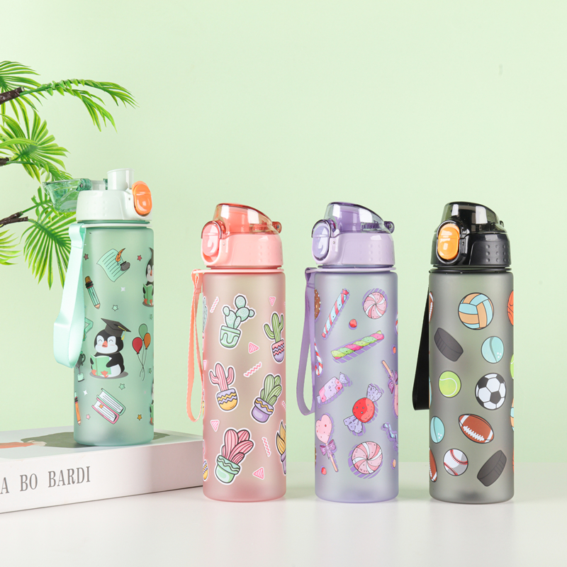 232Plastic sports water bottle image 3